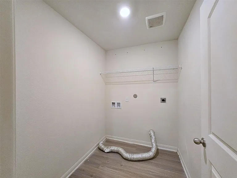 380 Stone Gage Dr — Photo 24