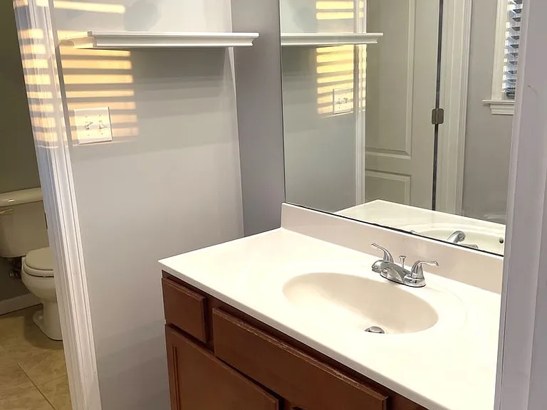 2138 Bernhurst Dr — Photo 10