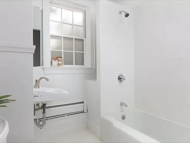 16 Chauncy St #B — Photo 6