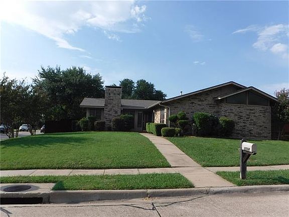 3rd image of 3724 Tarrytown Pl
