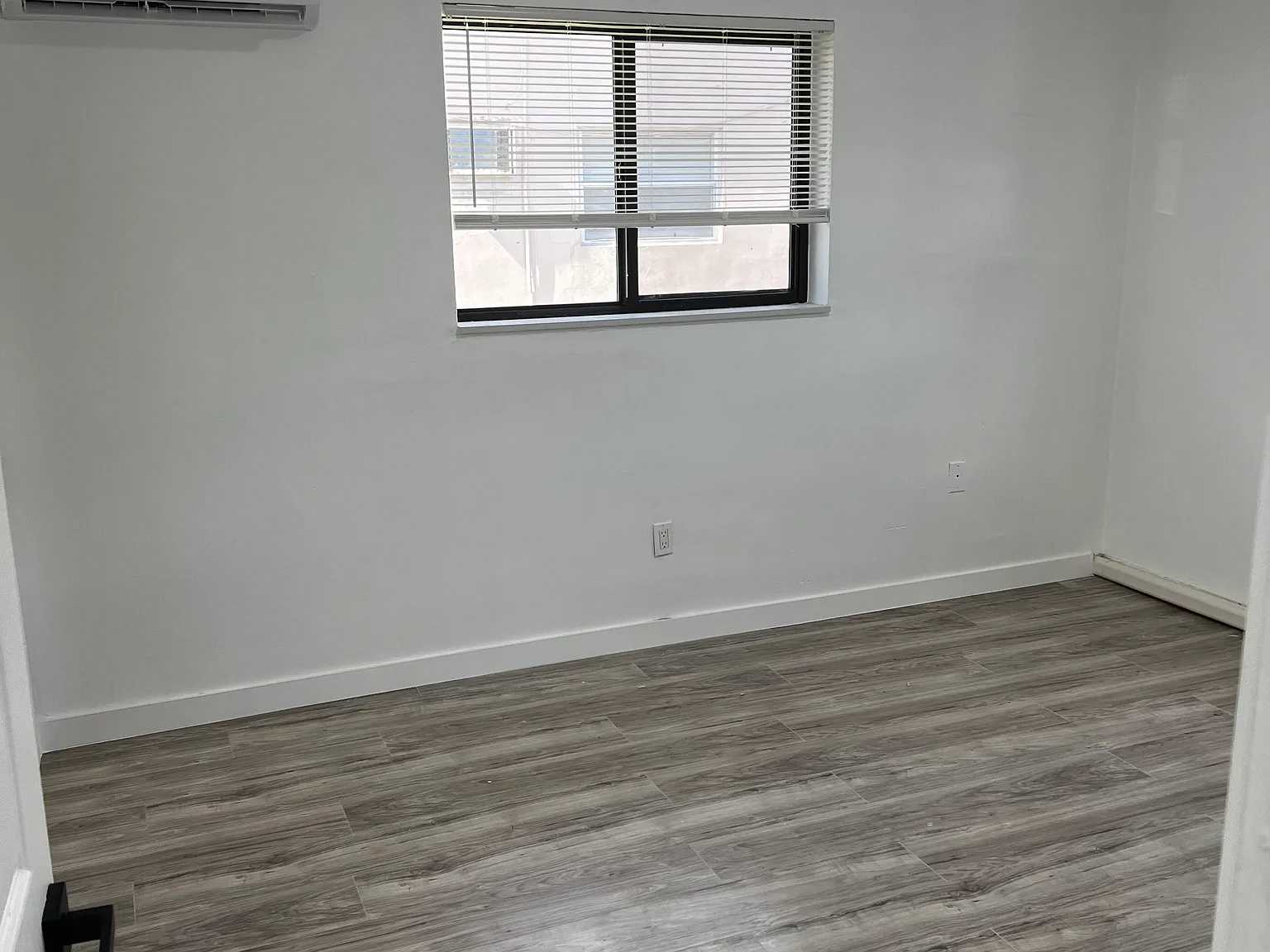 1 bed, 550 sqft, $1,750 — Photo 3