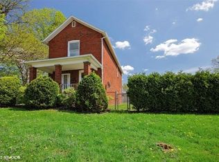 1328 Barbour Pl, New Castle, PA 16101