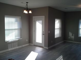 9031 Grimes Dr, Rogers, AR 72756