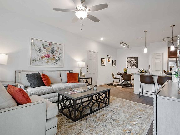 2nd image of 809 Chanel Dr APT 232