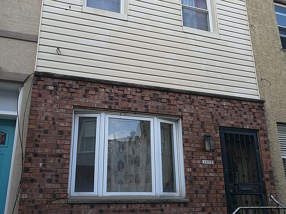 2nd image of 1009 Cantrell St