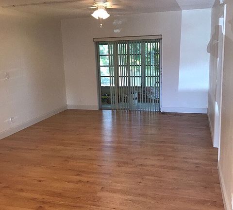 3rd image of 1111 Lake Ter APT 110