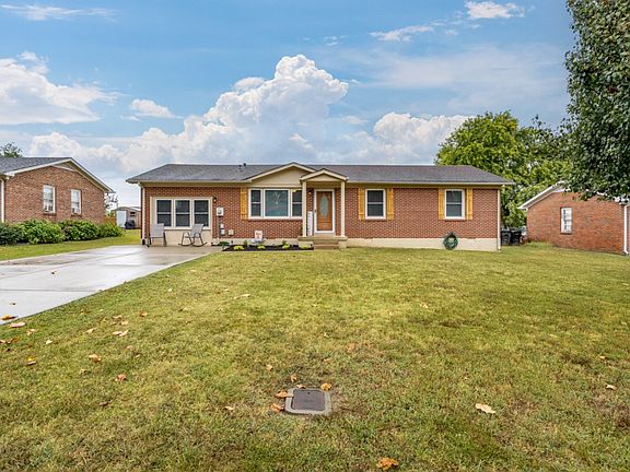 3rd image of 120 Dogwood Dr