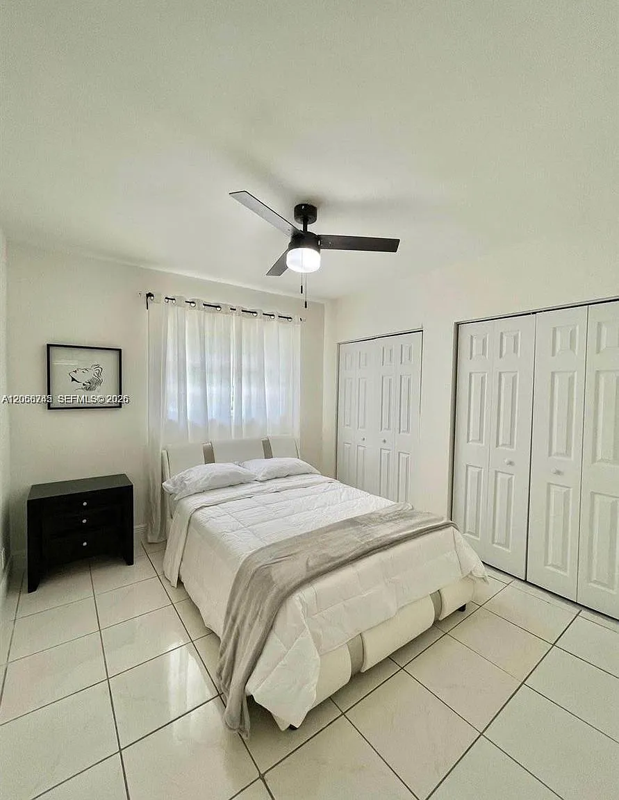 Town Of Hialeah 1 Addn Am — Photo 3