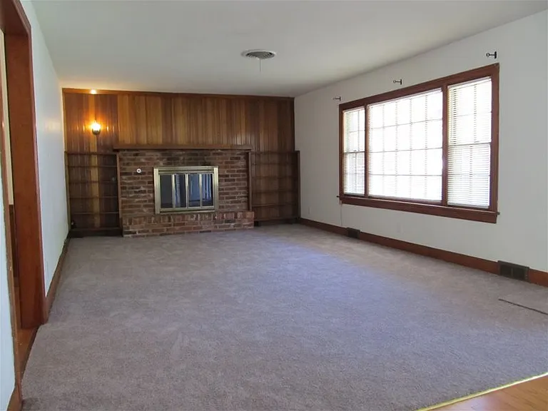 2217 Delwood Rd — Photo 5