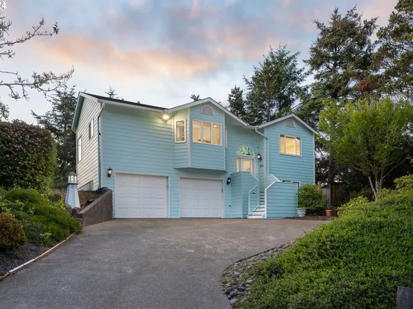 416 NW 19th Ct, Newport, OR 97365