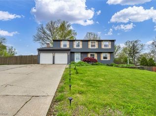498 Bath Hills Blvd, Akron, OH 44333
