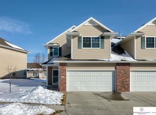 1815 N 176th Plz, Omaha, NE 68118