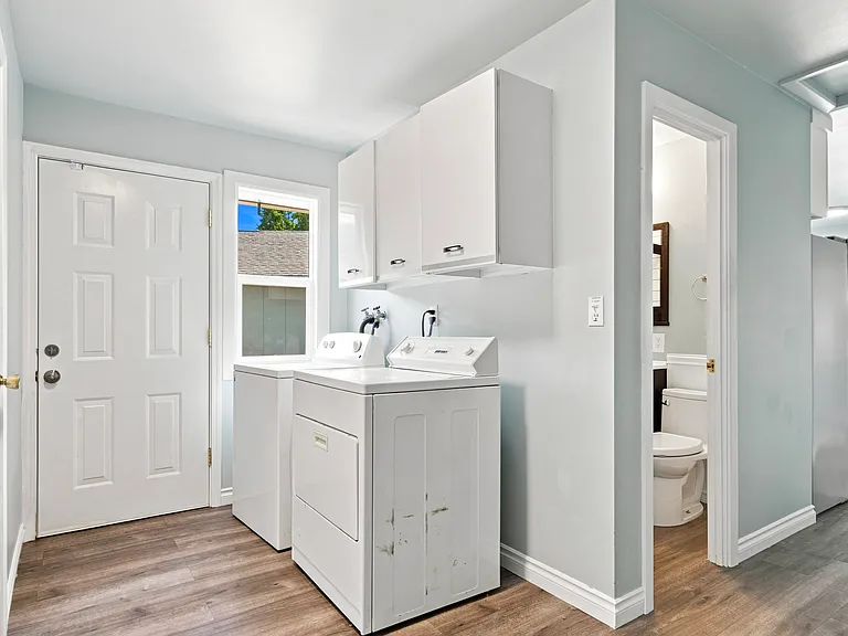 1536 Index Ave NE — Photo 12