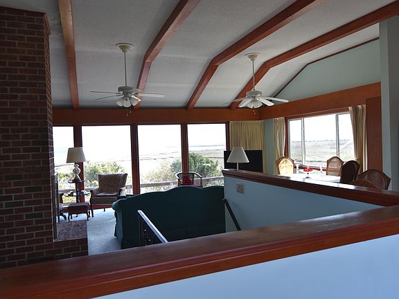 3rd image of 108 River Dr #1