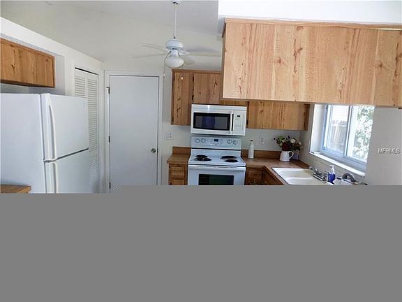 2nd image of 2287 E Orangehill Ave