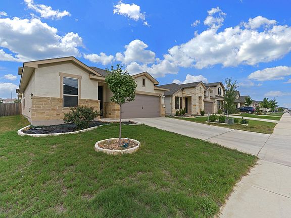 2nd image of 2415 Verona Way