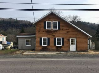 2626 Sullivans Trl, Falls, PA 18615