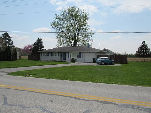 2nd image of 944 E Township Road 122