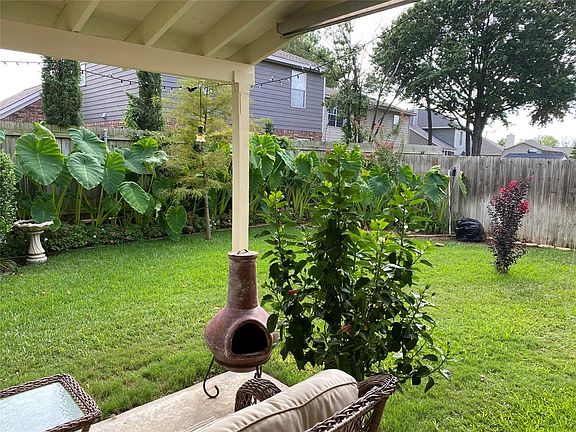 3rd image of 2521 Windchase Dr
