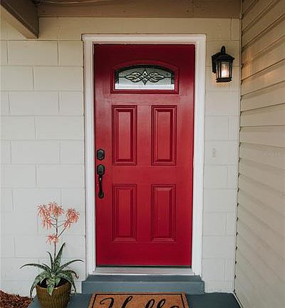 3rd image of 708 Starke Lake Cir