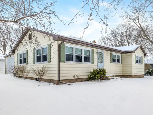 2791 Carrie Ln, Saint Joseph, MI 49085
