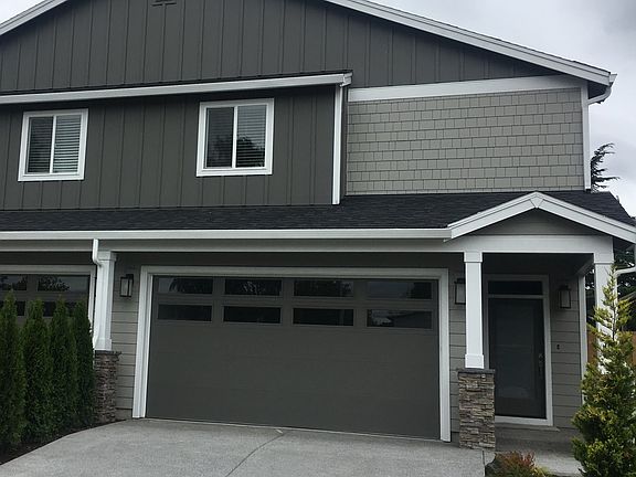 2nd image of 117 NE 30th Ave