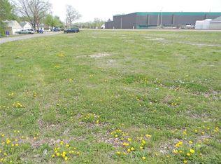 919 6th St SW, Cedar Rapids, IA 52404