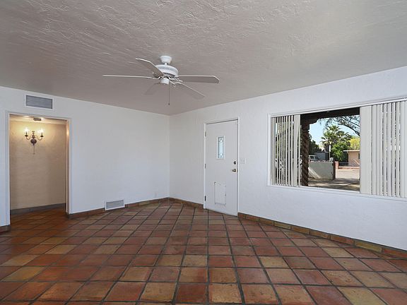 4th image of 3026 E Sylvia St