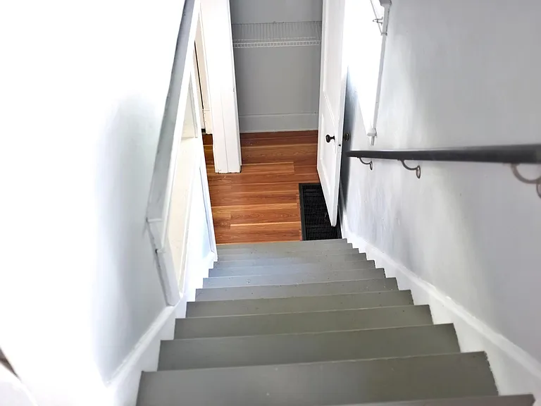 3640 Hazelhurst Ave — Photo 18