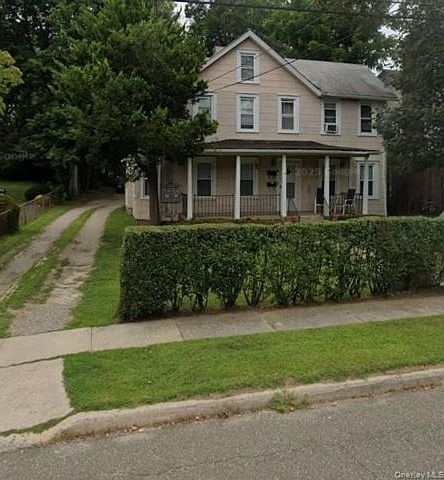 1st image of 16 Maple Ave