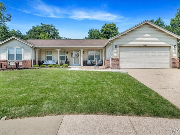 3847 Trinity Cir, Florissant, MO 63034