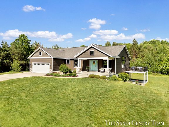 3rd image of 12400 Lincoln Farms Dr
