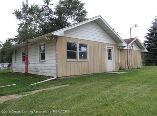 5607 McCrum Rd, Jackson, MI 49201