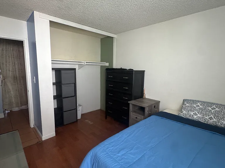 Mount Alifan Pl — Photo 1