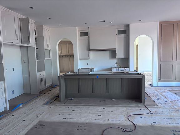 3rd image of 394 E Homeside Rd