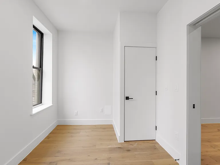 188 6th Ave #5FN — Photo 9