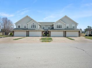44 Brooke Cir, Morton, IL
