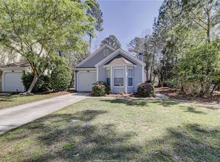 688 Farm Lake Dr, Bluffton, SC 29910