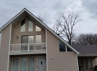 203 Wagonwheel Dr, Jefferson City, MO 65109
