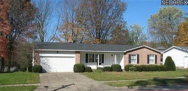 1075 Winhurst Dr photo 1