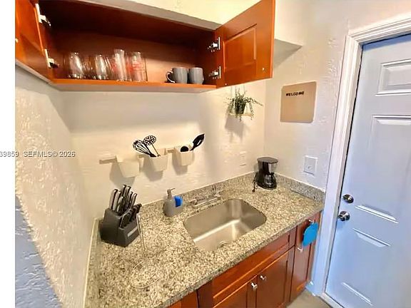 5th image of 7638 N Miami Ave #2