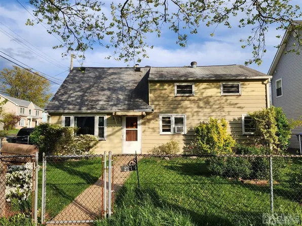 221 Bloomfield Ave, Iselin, NJ 08830