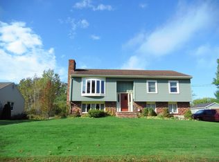 47 Clover Ln, Brewer, ME 04412