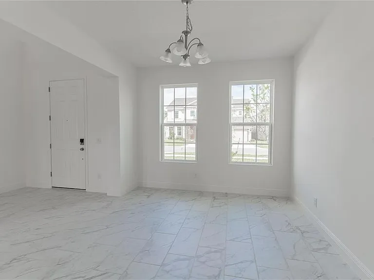 5018 Down Ct — Photo 8