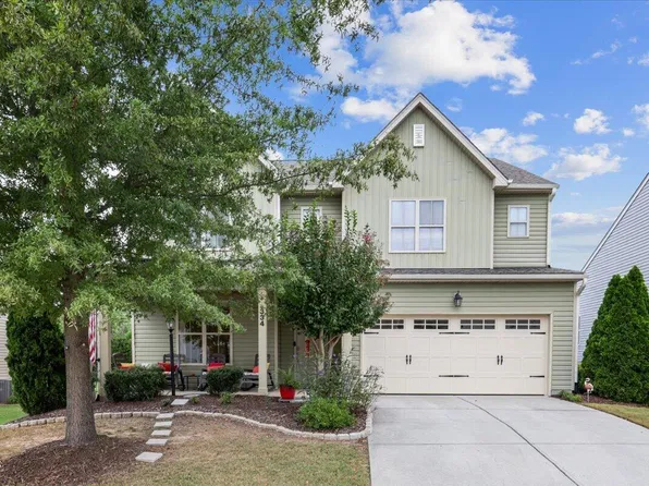 334 Naples Ln, Clayton, NC 27527