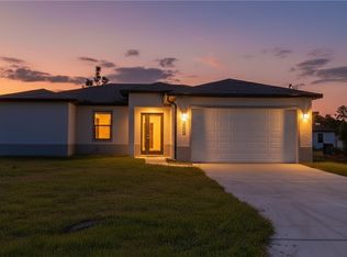 2601 63rd St W, Lehigh Acres, FL 33971