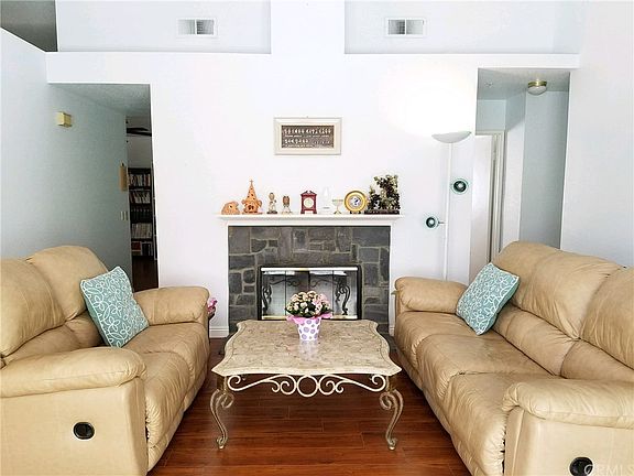 4th image of 16970 Los Cedros Ave