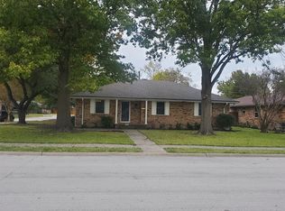 1213 Kingsbridge Dr, Garland, TX 75040