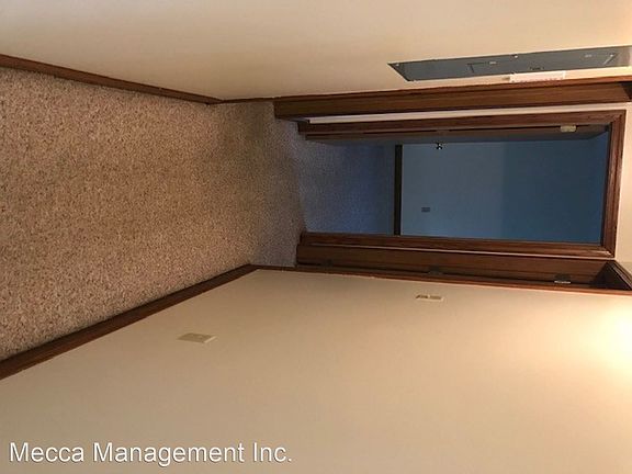 3rd image of 720 Trail Dr APT 8