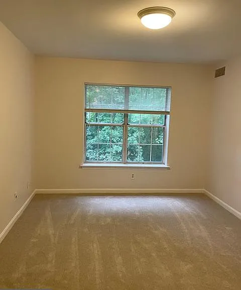 5900 Cove Landing Rd #202 — Photo 15